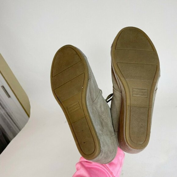 TOMS Womens Lace Up Desert Wedge Bootie Heels Taupe Sz 8 Suede Leather 300615 - Picture 6 of 8
